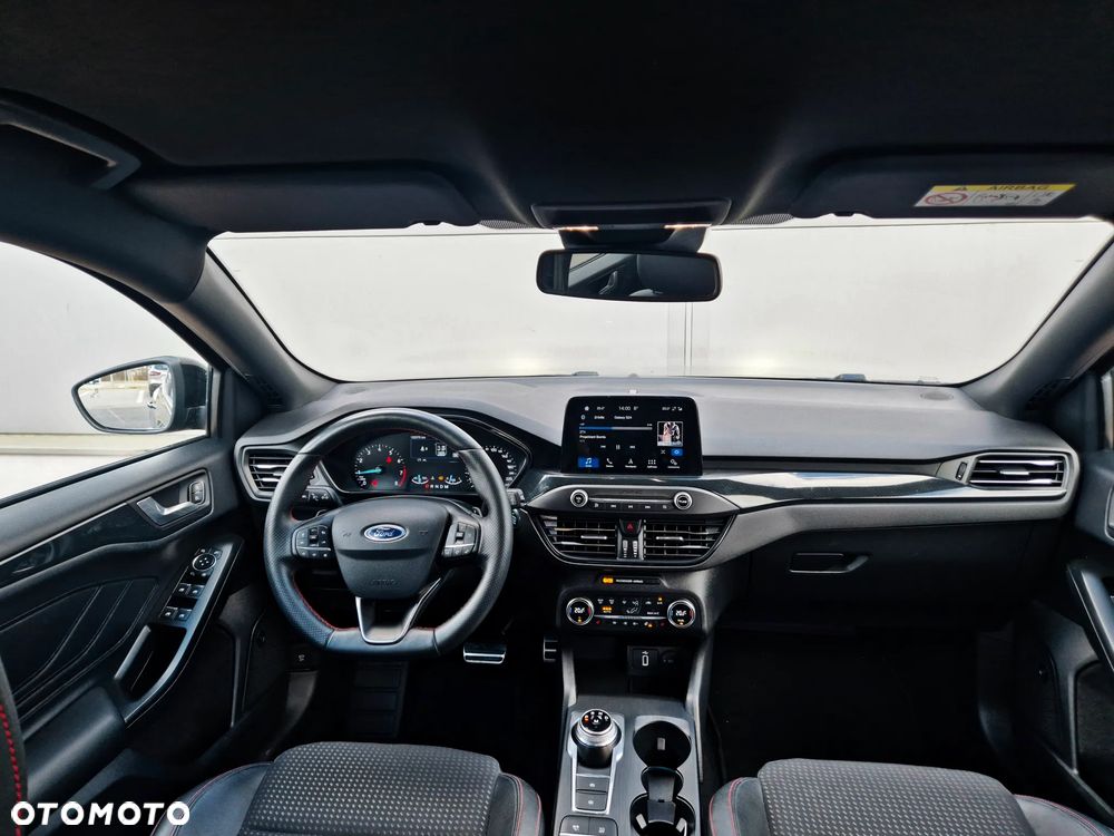 Ford Focus 1.5 EcoBoost ST-Line - 17
