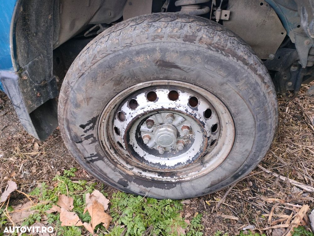 Dezmembrari  Mitsubishi L 200 (KBT, KAT)  2004  > 0000 2.5 DI-D 4WD ( - 6