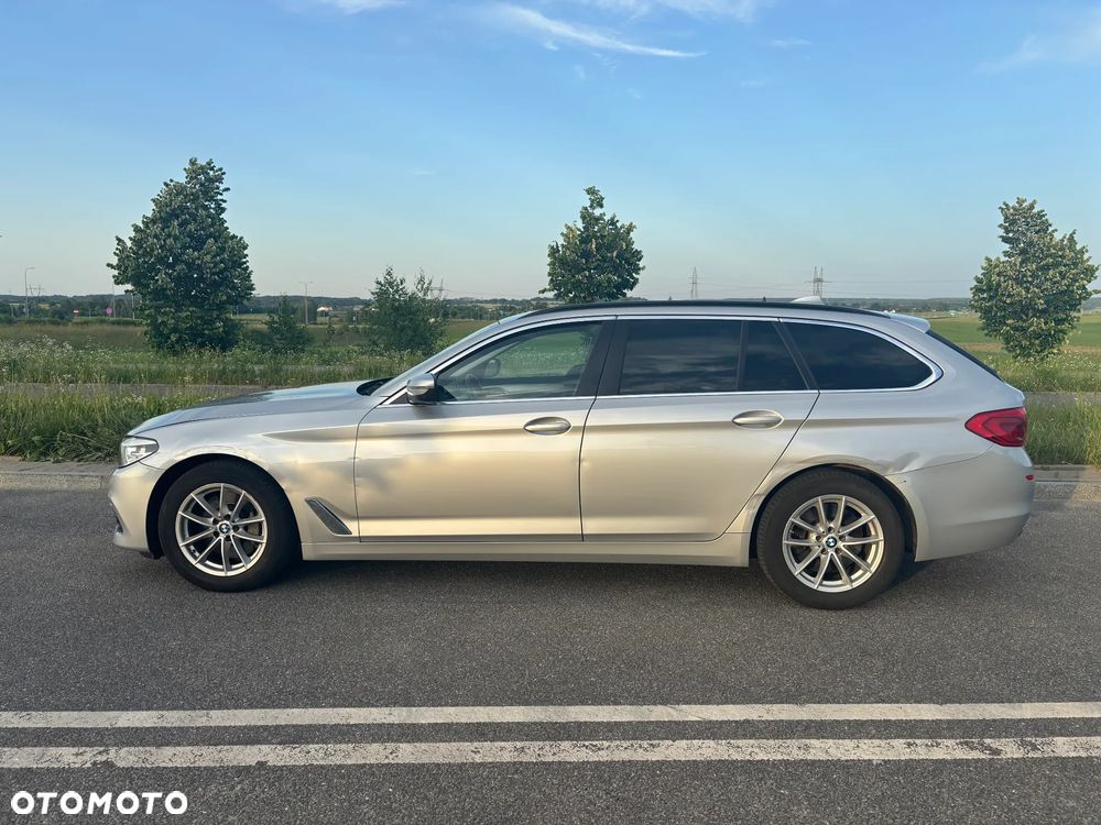 BMW Seria 5 530d xDrive - 8