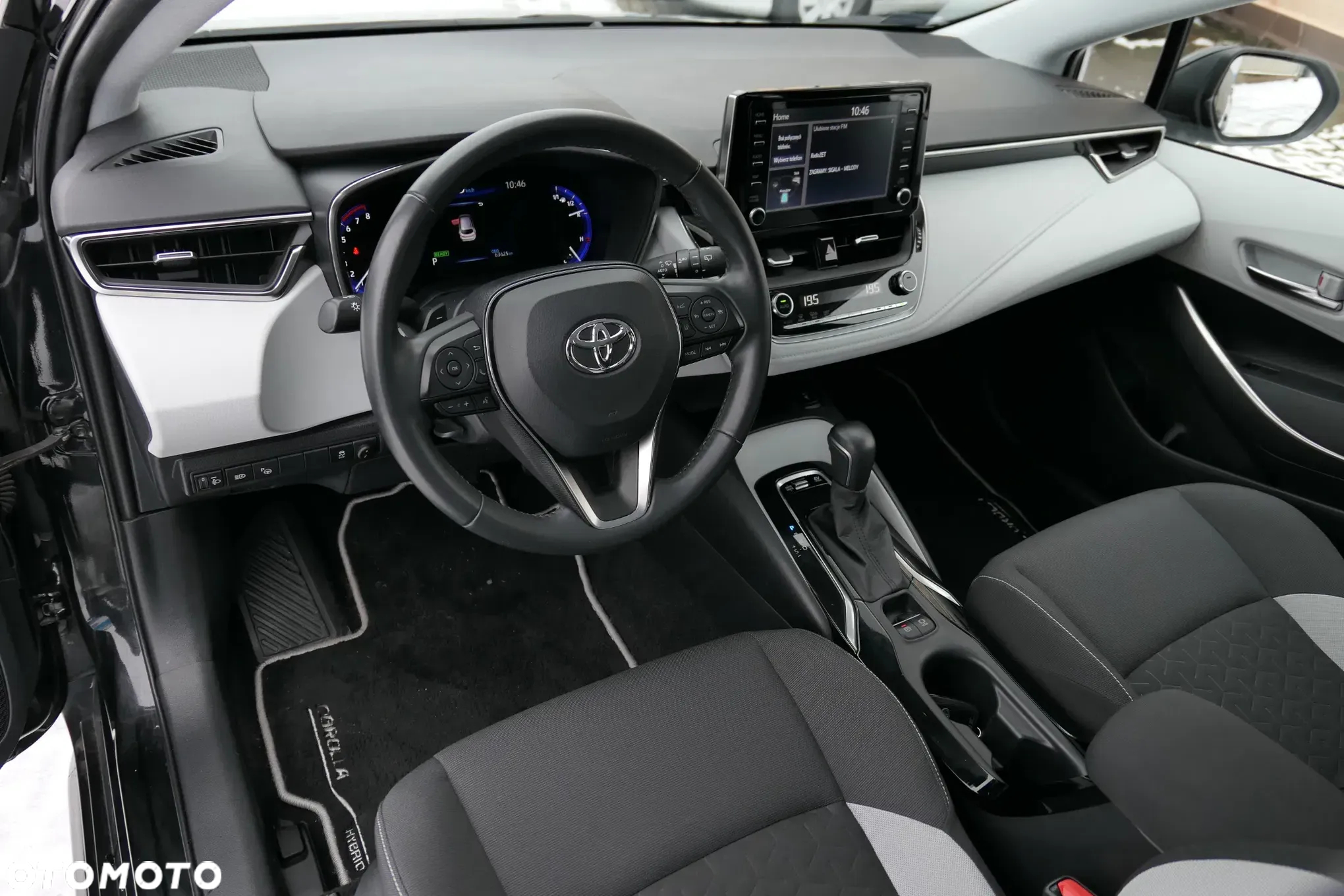 Toyota Corolla - 33