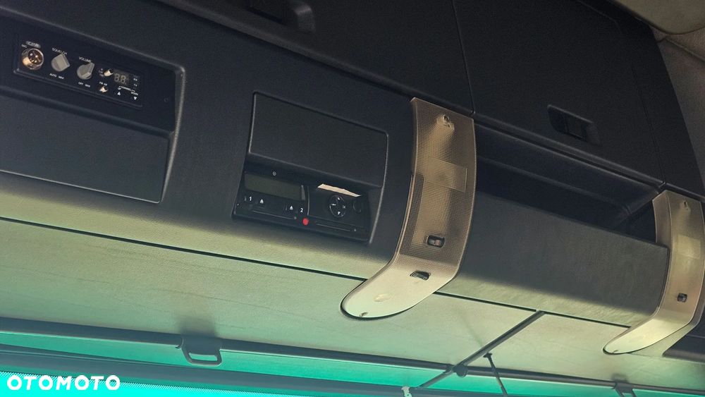 MAN TGS 23ep , mega , 9,60m długi , low deck, uszkodona elektryka - 14