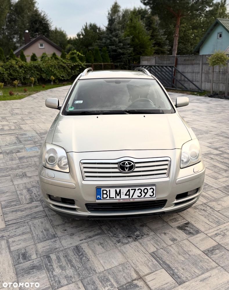 Toyota Avensis 2.0 D-4D Sol - 8