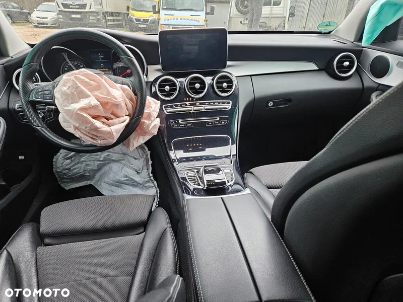 Mercedes-Benz Klasa C 200 4-Matic 9G-TRONIC - 5