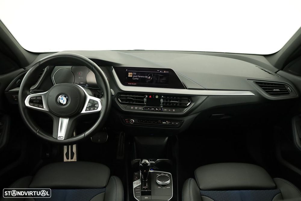 BMW 116 i Pack Desportivo M - 8