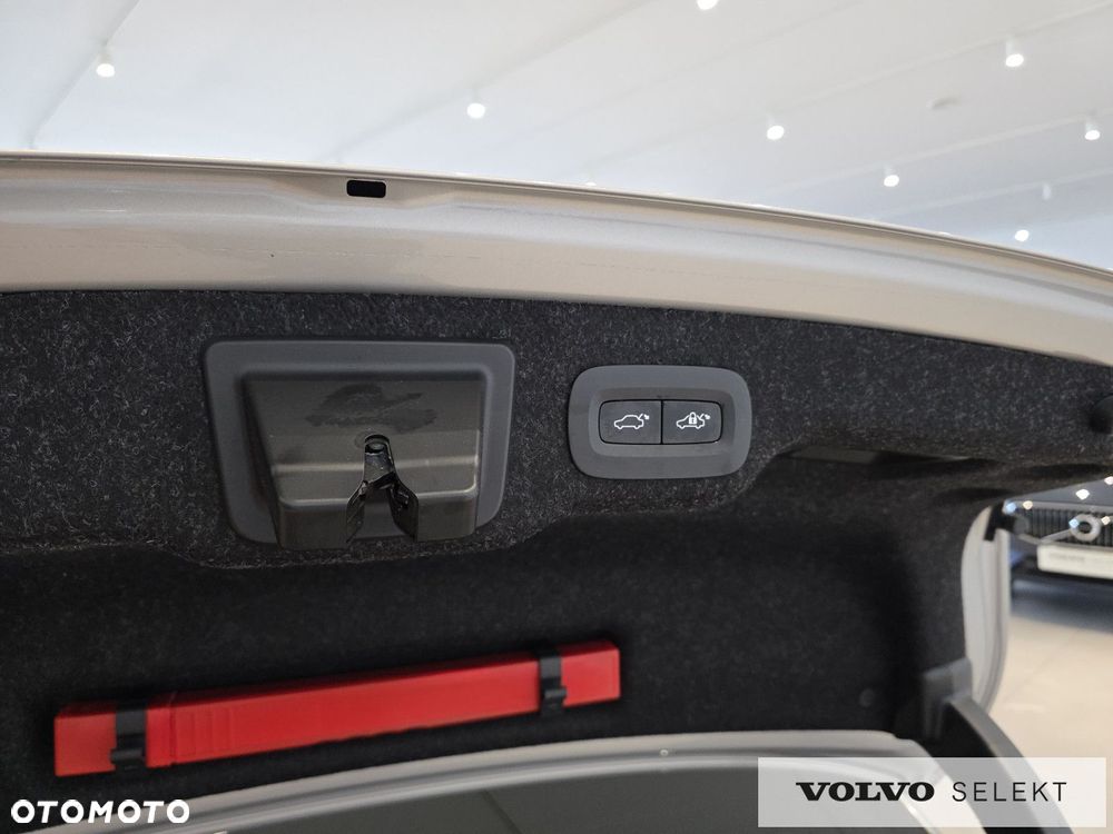 Volvo S90 - 31
