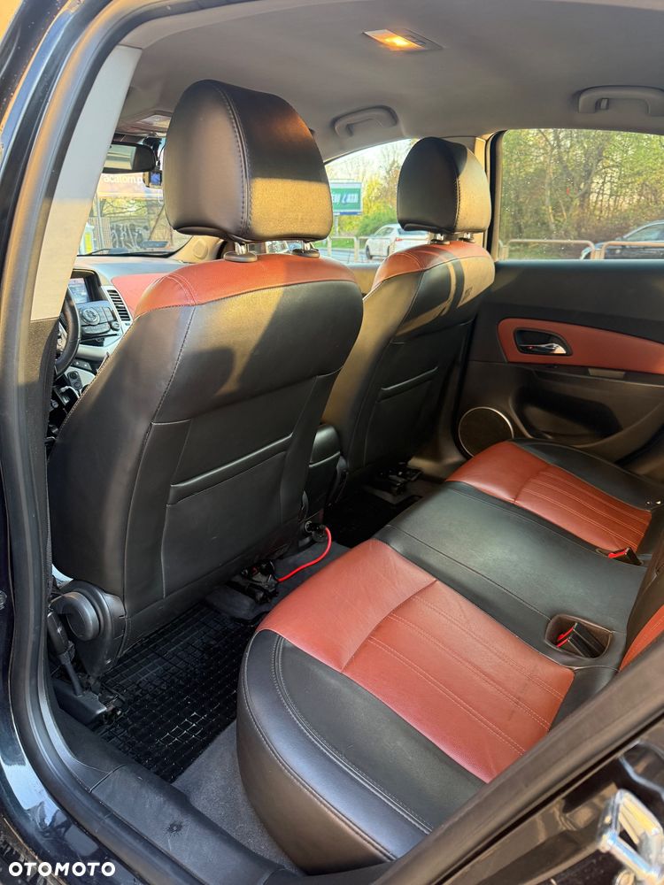 Chevrolet Cruze 1.8 LTZ - 15