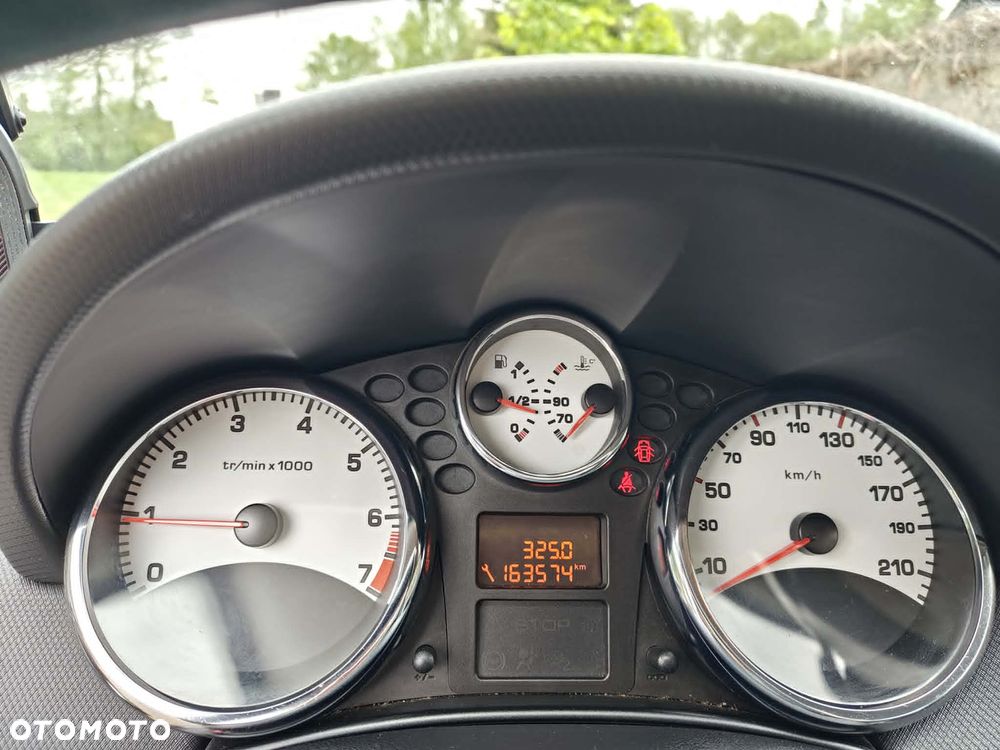 Peugeot 207 1.6 Trendy - 8