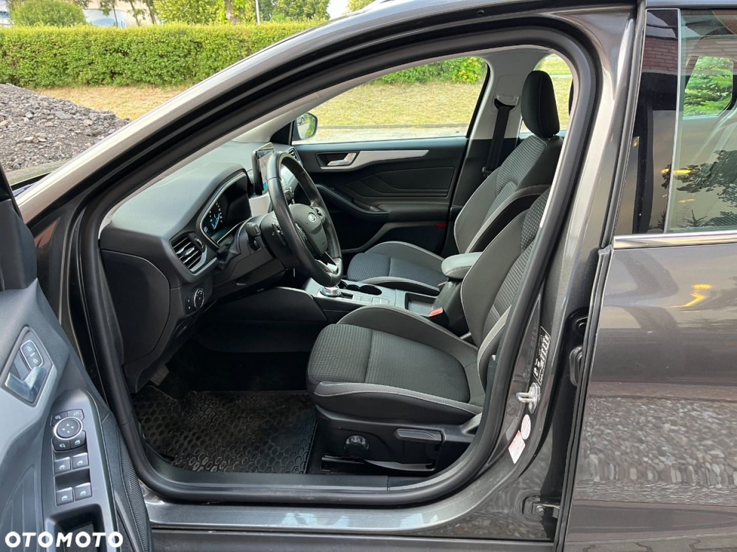 Ford Focus Turnier 1.5 EcoBlue Start-Stopp-System TITANIUM - 23