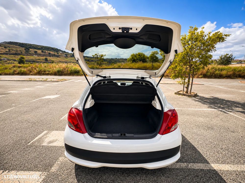 Peugeot 207 1.4 VTi Sportium - 15