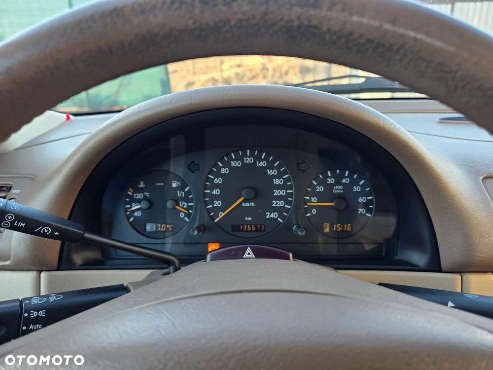 Mercedes-Benz ML 500 - 14