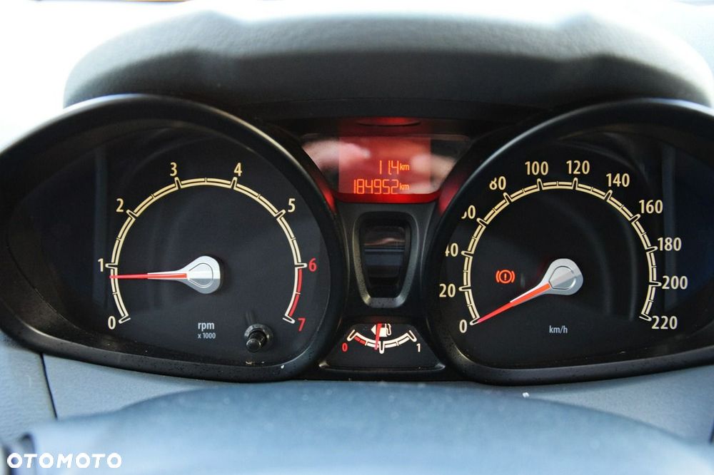 Ford Fiesta 1.4 Silver X - 40