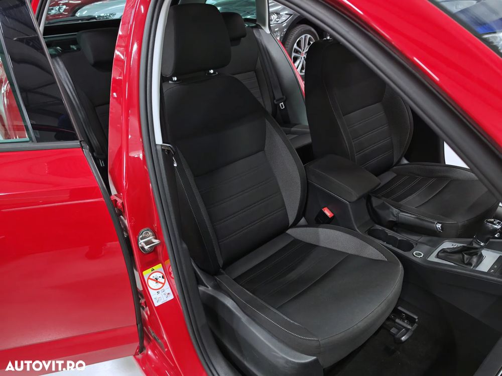 Skoda Octavia 1.6 TDI DSG Style - 10
