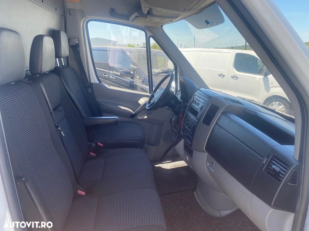 Mercedes-Benz SPRINTER - 6