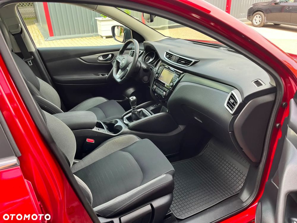 Nissan Qashqai 1.6 DIG-T N-Connecta - 11