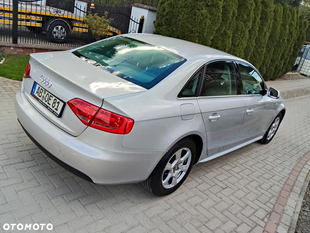 Audi A4 Limousine 2.0 TDI DPF - 14