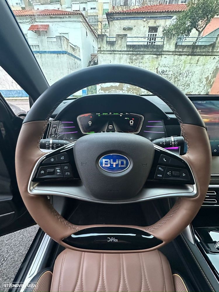 BYD Tang 86.4 kWh AWD Flagship - 14