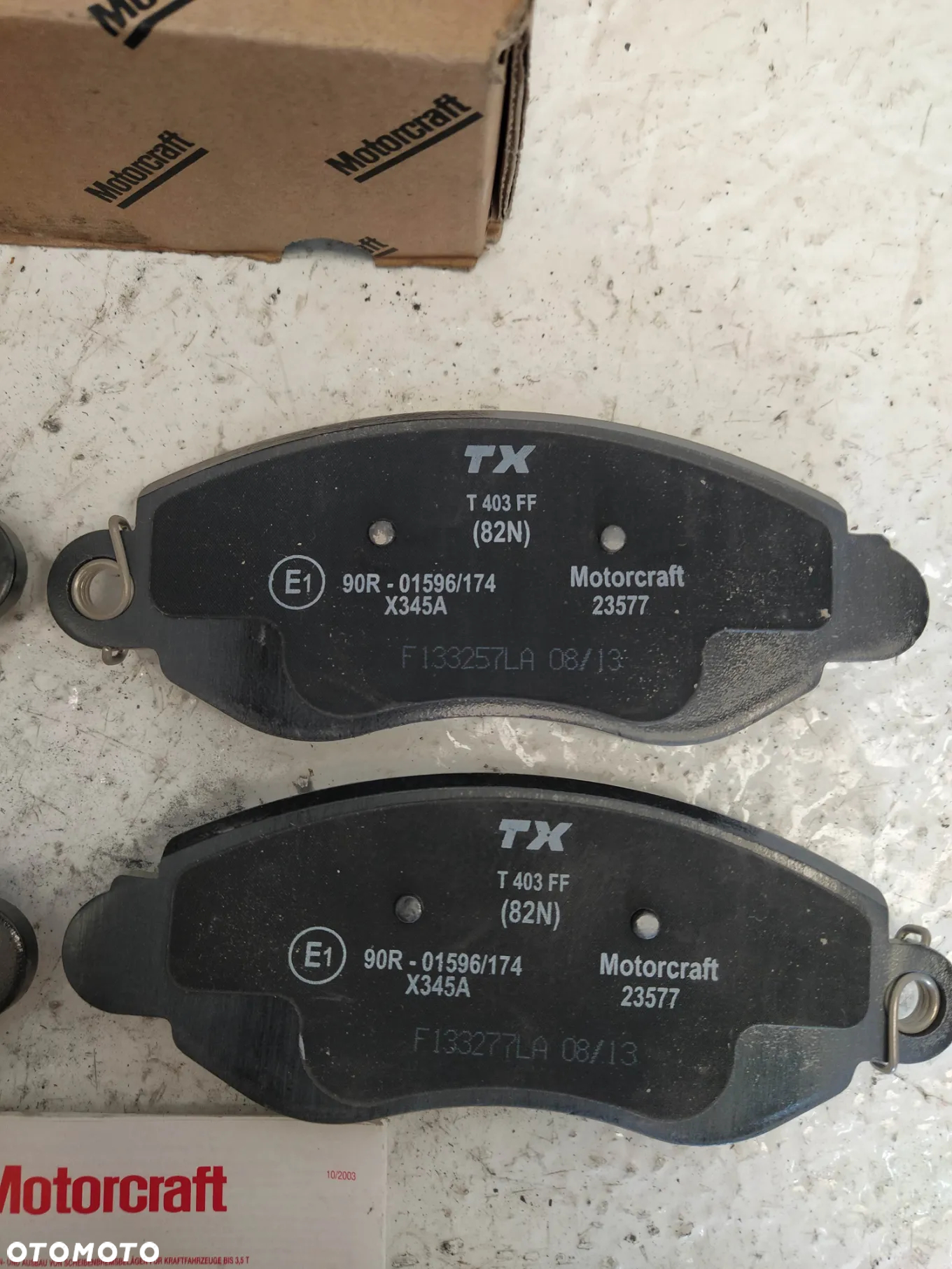 FORD TRANSIT 00- KLOCKI HAMULCOWE PRZÓD PRZEDNIE NOWY ORYGINAŁ - 4