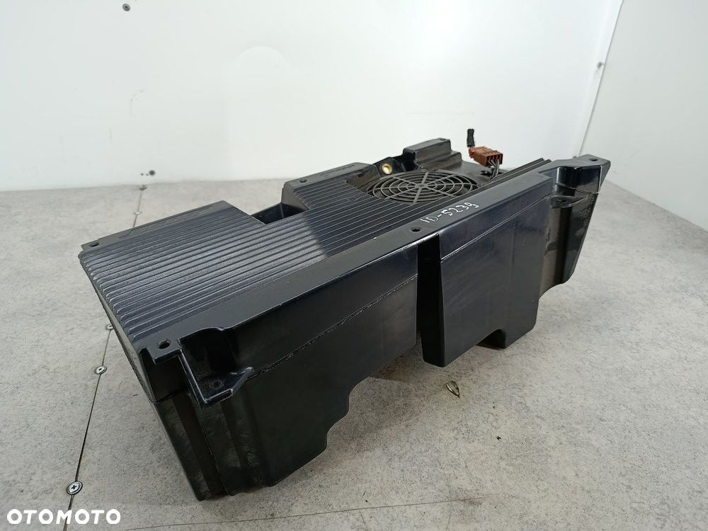 SUBWOOFER ALFA ROMEO GT II 606833180 - 8