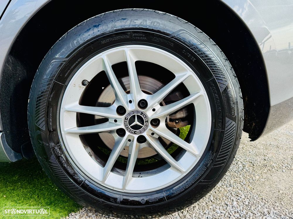 Mercedes-Benz A 180 d Style - 9