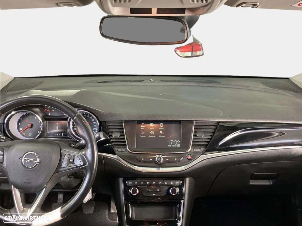 Opel Astra Sports Tourer - 10