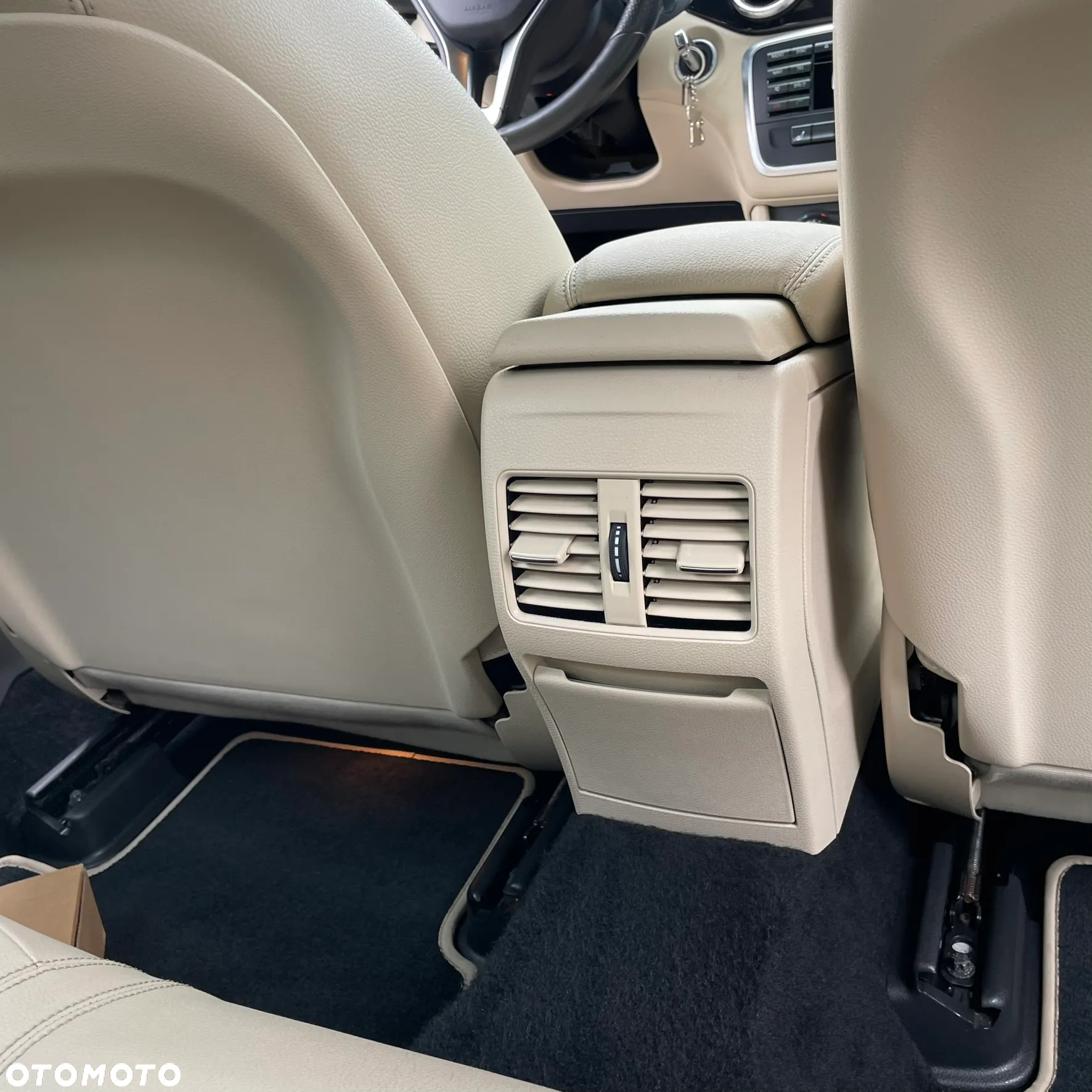 Mercedes-Benz CLA 250 7G-DCT Sport - 13