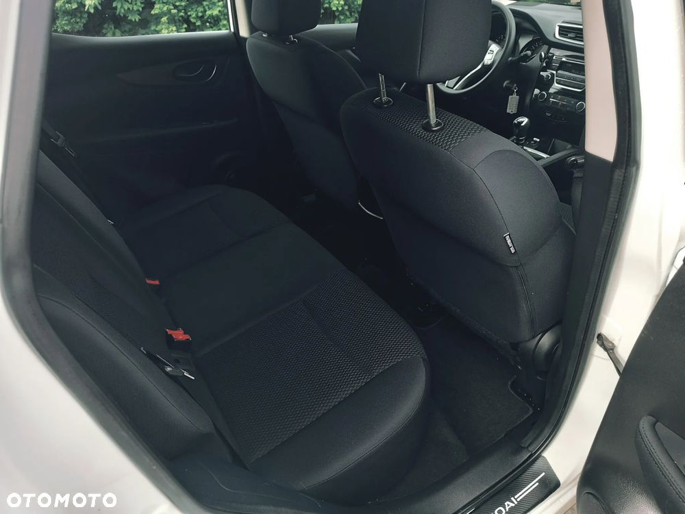Nissan Qashqai 1.2 DIG-T N-Connecta - 17