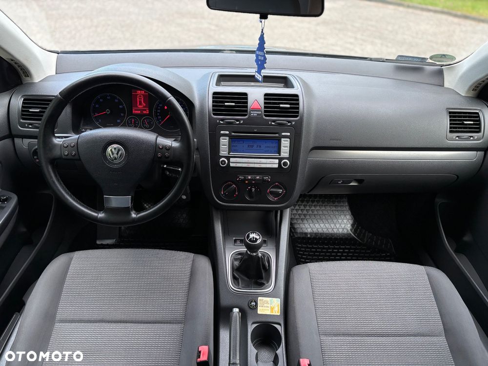 Volkswagen Golf - 12