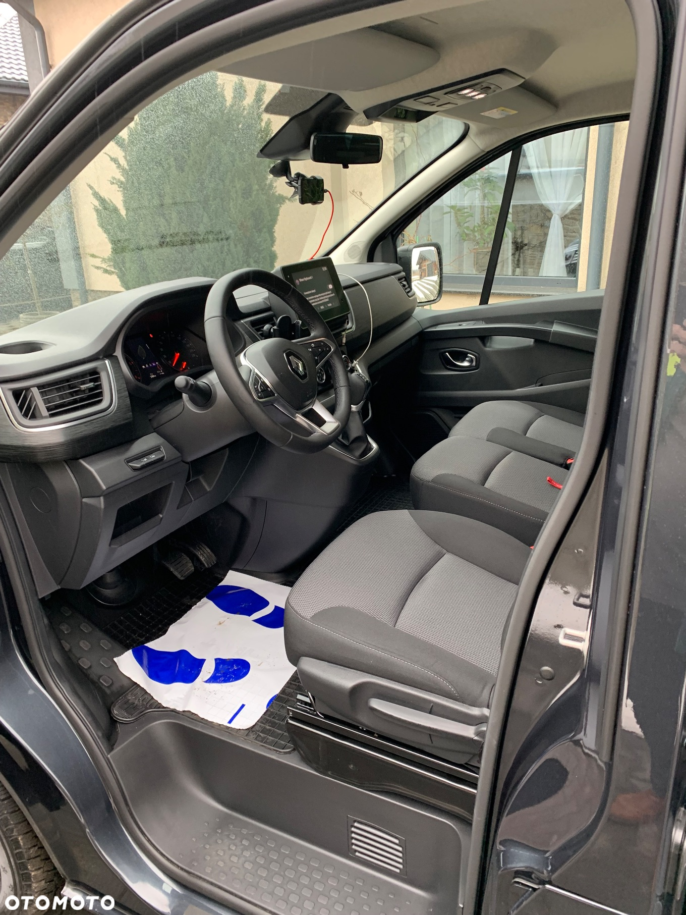 Renault Trafic SpaceClass 2.0 dCi Escapade EDC - 9