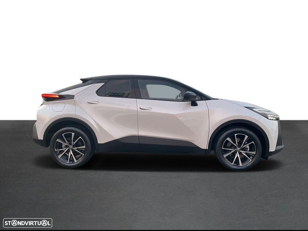 Toyota C-HR 2.0 HDF Plug-in Square Collection - 13