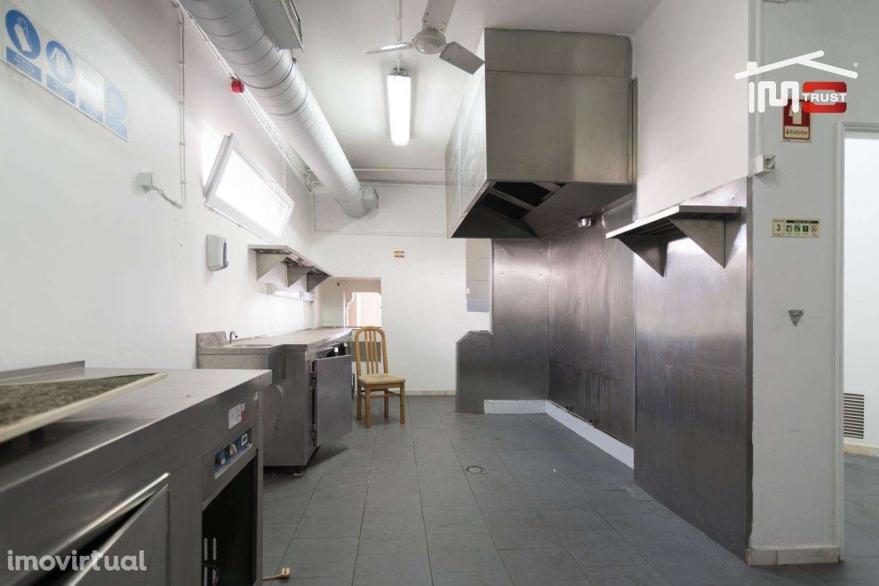 Restaurante com condições de excelência em Ourém - Grande imagem: 2/18