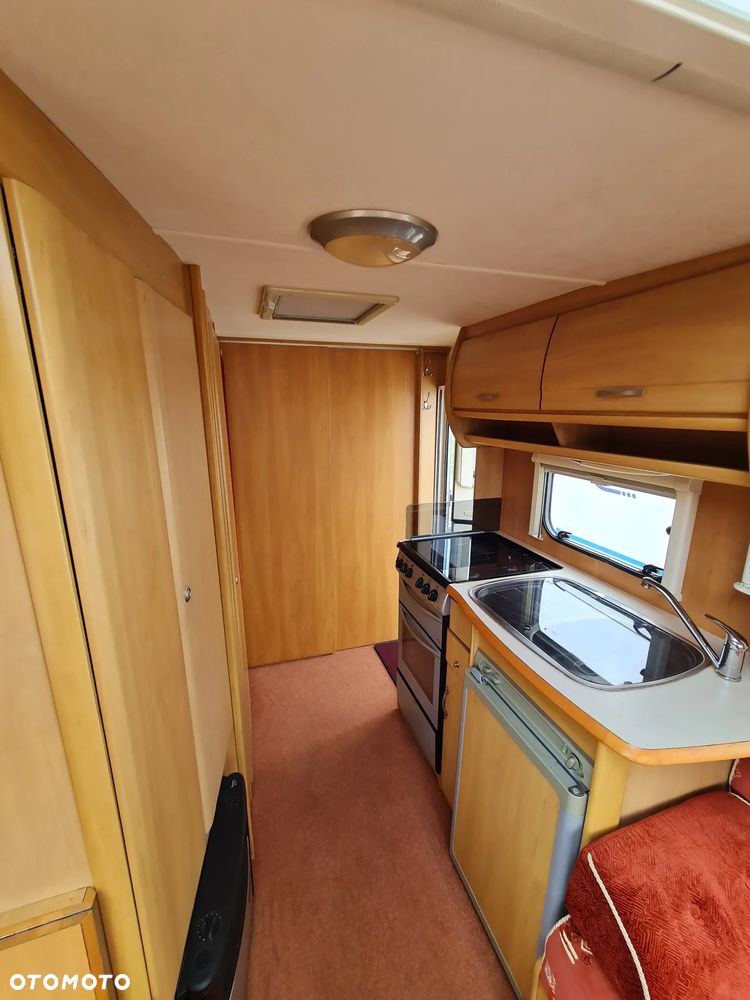 SWIFT Lifestyle 490 - 16
