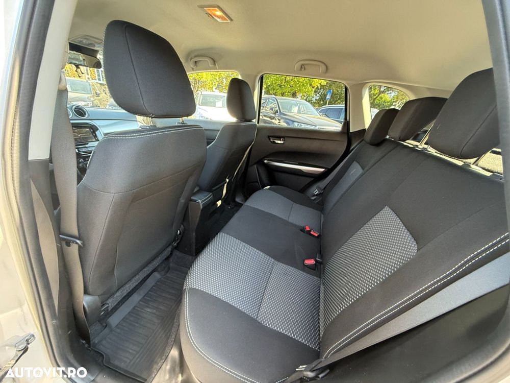Suzuki Vitara - 14