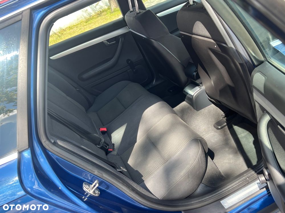 Audi A4 Avant 1.8T Multitronic - 19