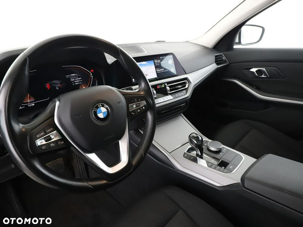 BMW Seria 3 318d MHEV Advantage - 15