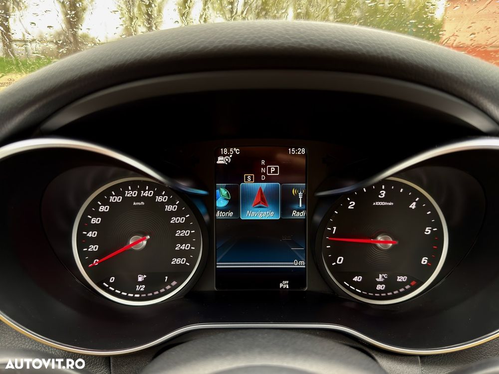 Mercedes-Benz C 220 d Aut - 11