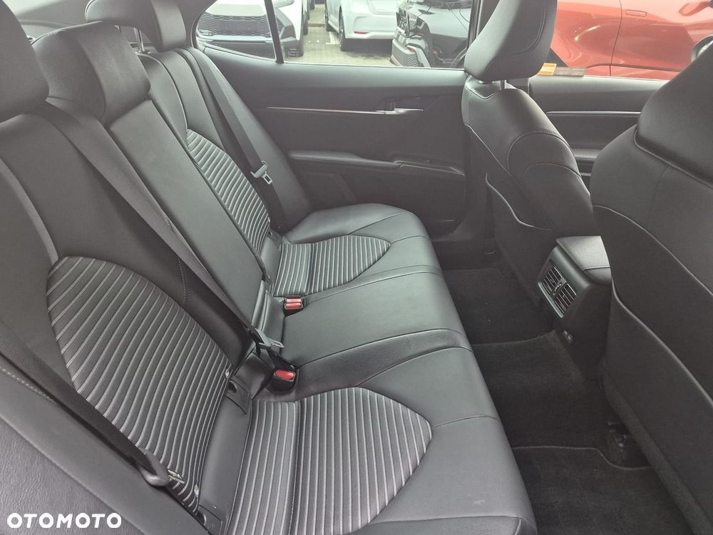 Toyota Camry 2.5 Hybrid Prestige CVT - 15