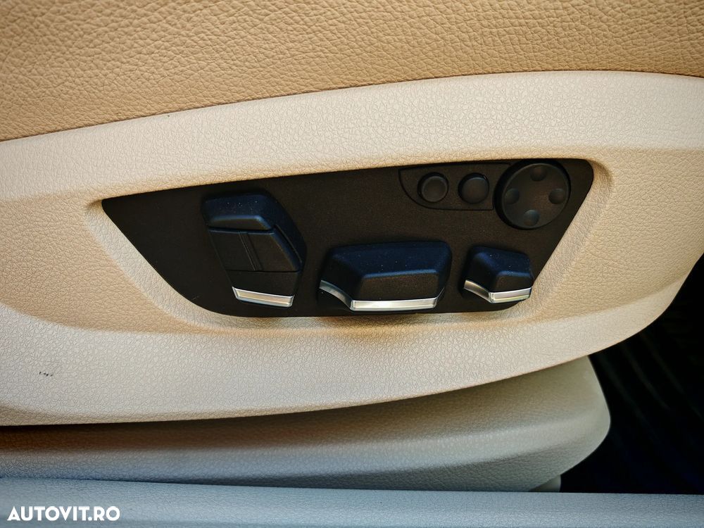 BMW Seria 5 520d Touring - 15