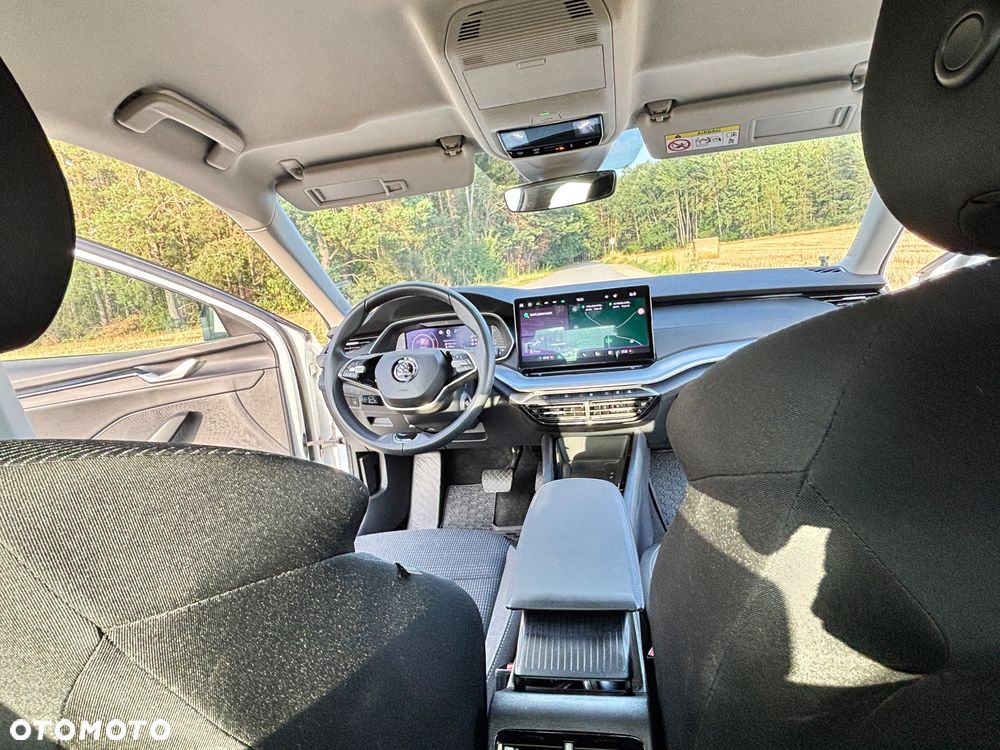 Skoda Octavia 1.5 TSI mHEV Selection DSG - 36