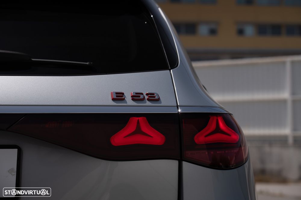 Mercedes-Benz E 53 AMG Hybrid 4Matic+ - 16