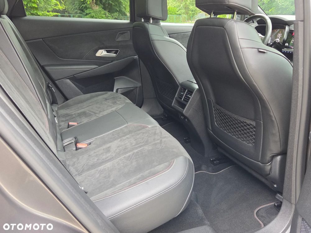 DS Automobiles DS 7 Crossback 1.6 PureTech GPF Performance Line + - 24