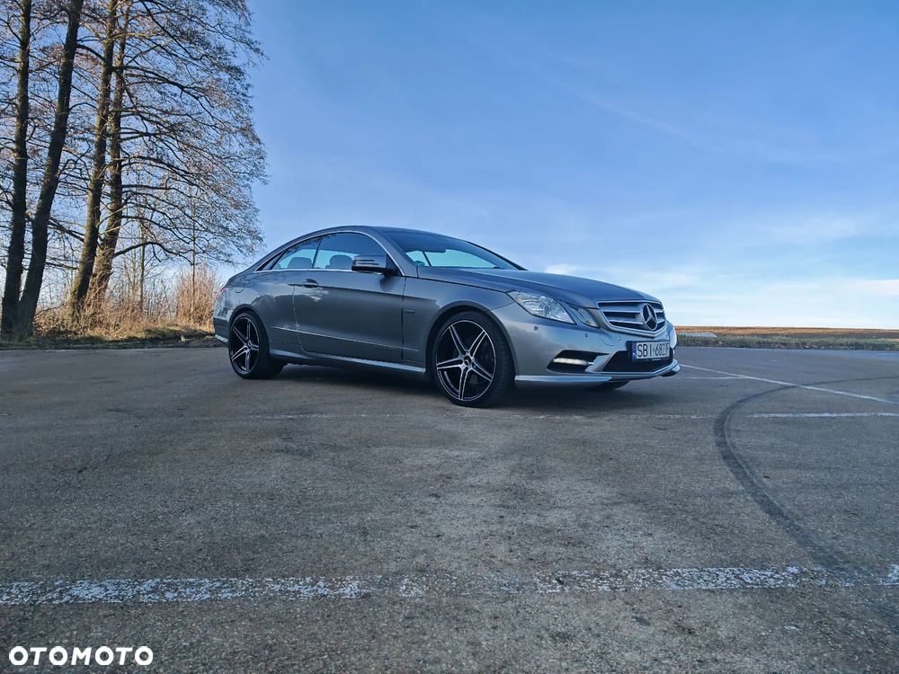 Mercedes-Benz Klasa E - 28