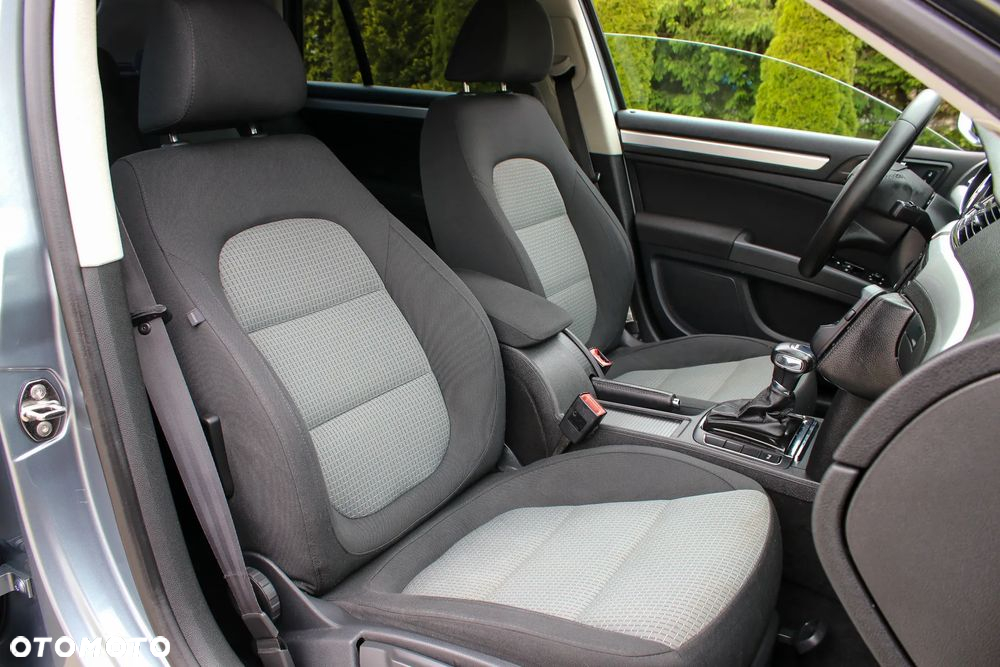 Skoda Superb 2.0 TDI DSG Exclusive - 22