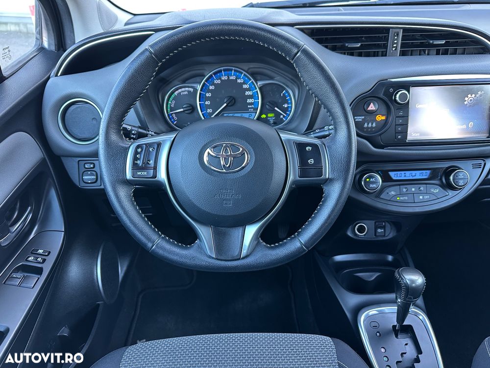 Toyota Yaris 1.5 VVT-i HSD Luna - 6