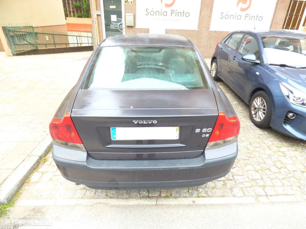 Volvo S60 2.4 D5 - 5