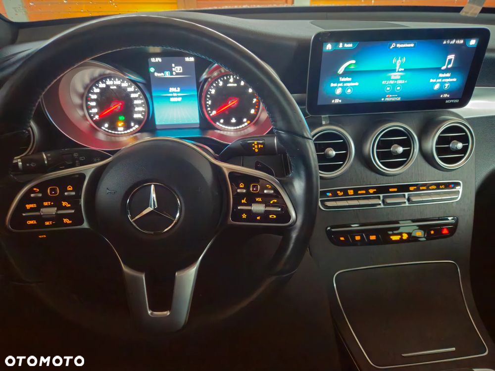 Mercedes-Benz GLC 300 4Matic 9G-TRONIC - 23