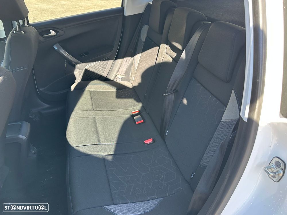 Peugeot 2008 1.2 PureTech Style - 10