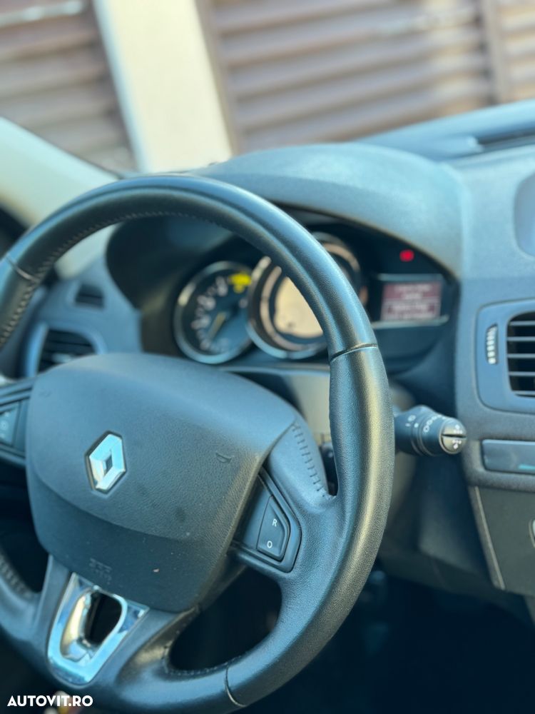 Renault Megane ENERGY dCi 110 Start & Stopp LIMITED - 12