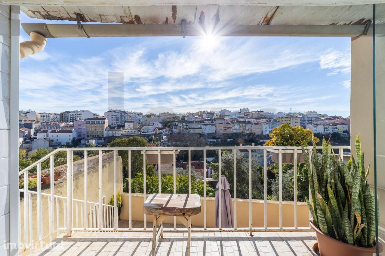 T6 em Campo de Ourique: Terraço com Vista, Versatilidade e Charme - Grande imagem: 3/40