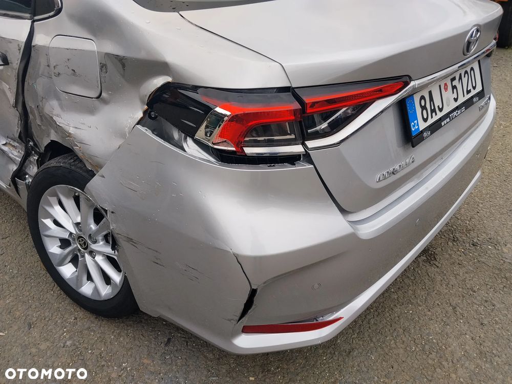 Toyota Corolla 1.8 Hybrid Comfort - 20