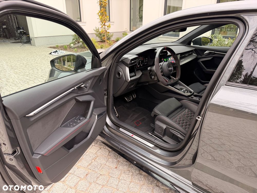Audi RS3 Sportback - 14